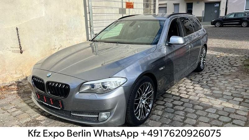 Gebraucht BMW 520 184 PS (135 kW) 2011 Grau Kombi