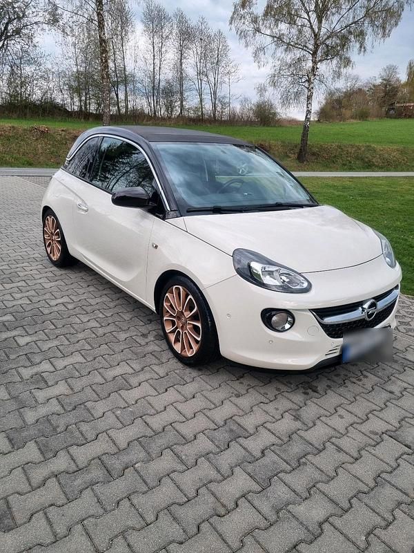 Second-hand Opel Adam 116 CP (85 kW) 2015 Alb Hatchback