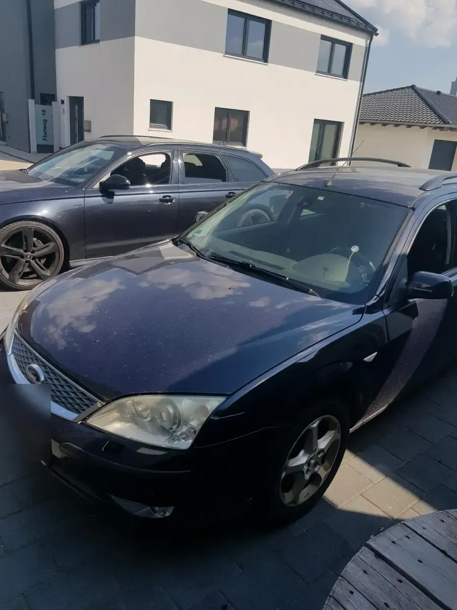 Gebraucht Ford Mondeo 155 PS (114 kW) 2005 Blau Kombi