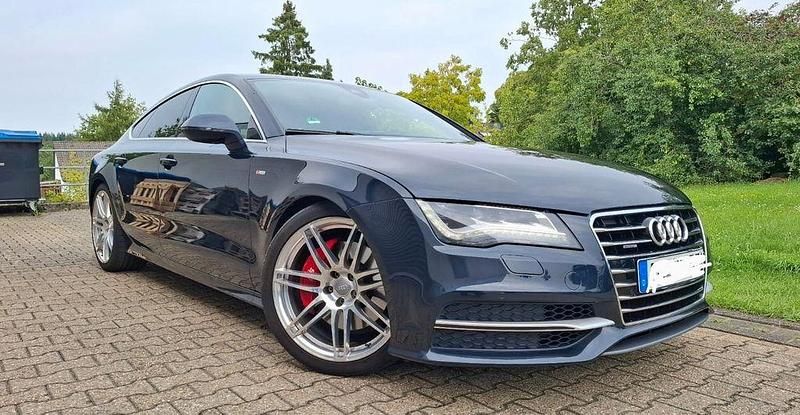 Blau Gebraucht 2011 Audi A7 S-Line Kleinwagen | 22.749 € (Etwas zu teuer) - Bild 1/4