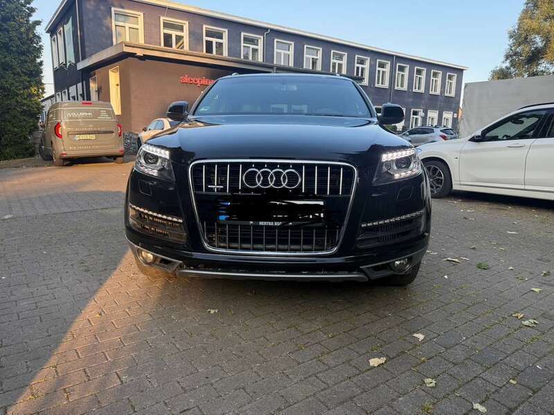 Schwarz Gebraucht 2011 Audi Q7 SUV | 13.000 € (Superpreis) - Bild 1/4