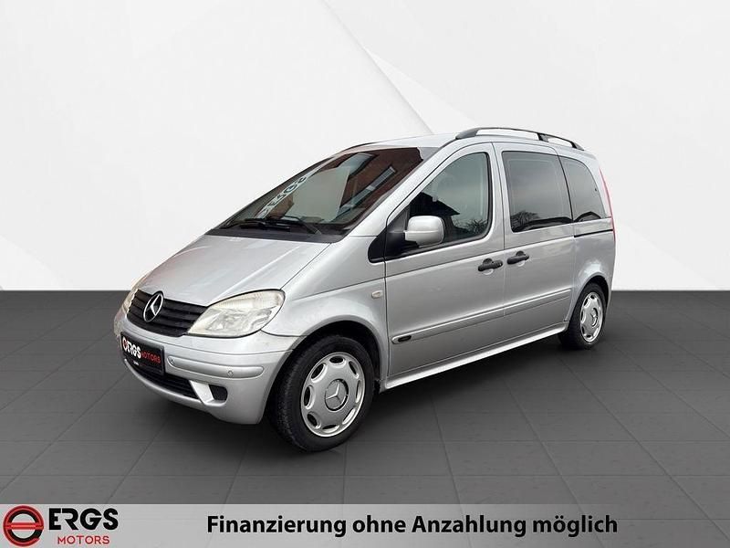 Gebraucht Mercedes Vaneo 102 PS (75 kW) 2003 Silber Van / Kleinbus