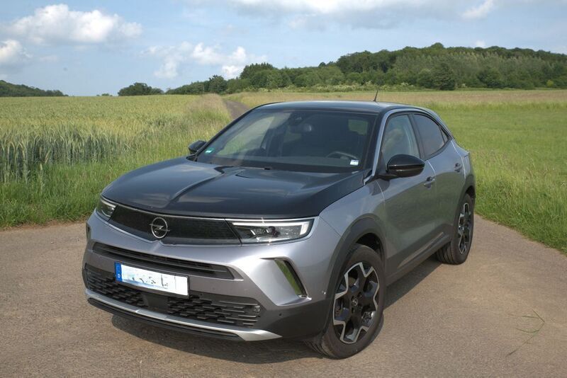 Grau Gebraucht 2022 Opel Mokka Ultimate SUV | 21.600 € (Fairer Preis) - Bild 1/4