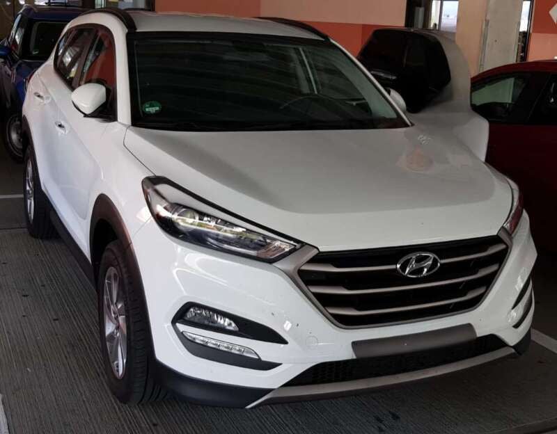 Weiß Gebraucht 2016 Hyundai Tucson Trend SUV | 11.600 € (Fairer Preis) - Bild 1/4