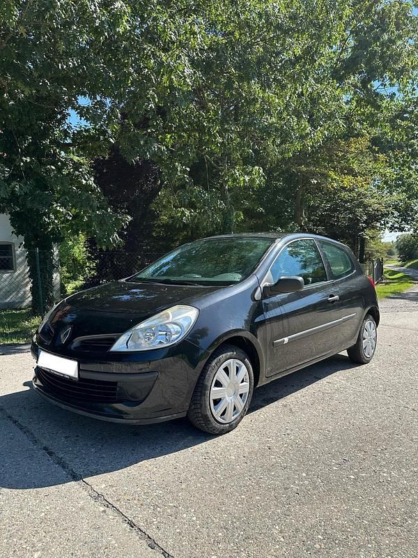 Schwarz Gebraucht 2006 Renault Clio II Authentique Kleinwagen | 850 € (Guter Preis) - Bild 1/4