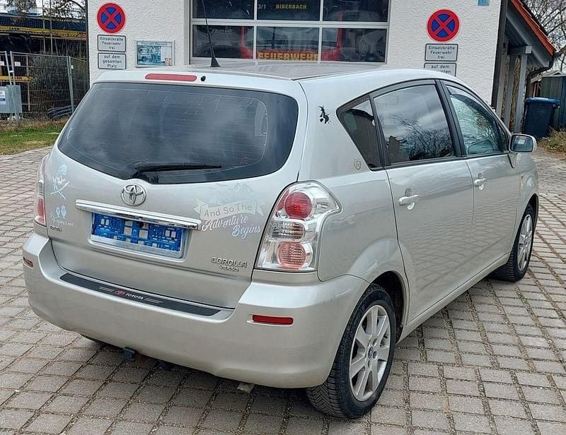 Gebraucht Toyota Corolla Verso Sol 129 PS (94 kW) 2007 Silber Van / Kleinbus