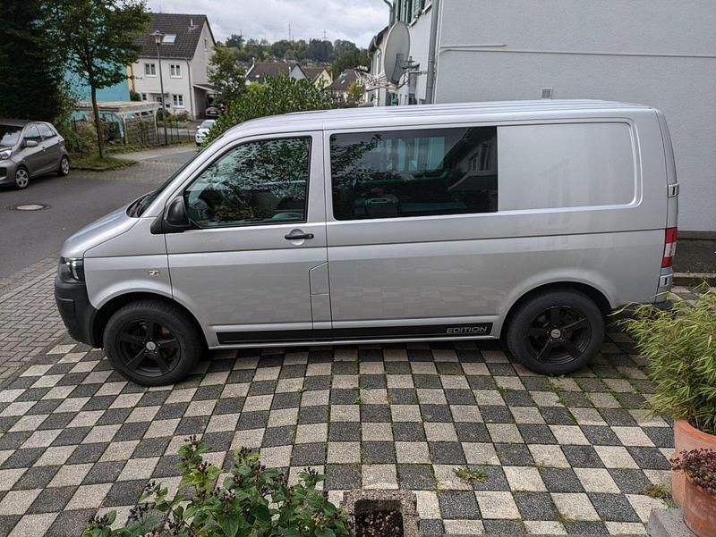 Silber Gebraucht 2014 VW T5 Van | 13.450 € - Bild 1/4