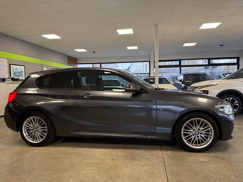 Gebraucht BMW 120 M Sport 190 PS (139 kW) 2018 Grau Kleinwagen