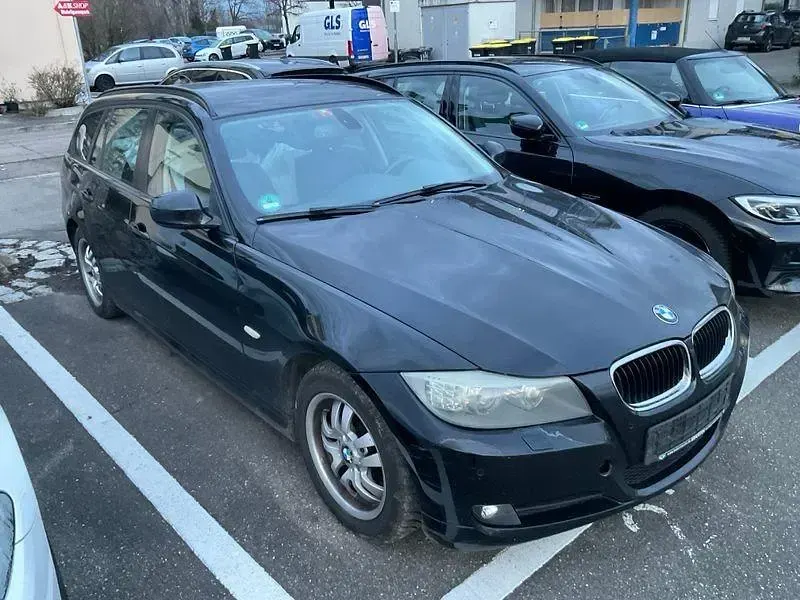 Usata BMW 320 184 CV (135 kW) 2010 Nero Station wagon