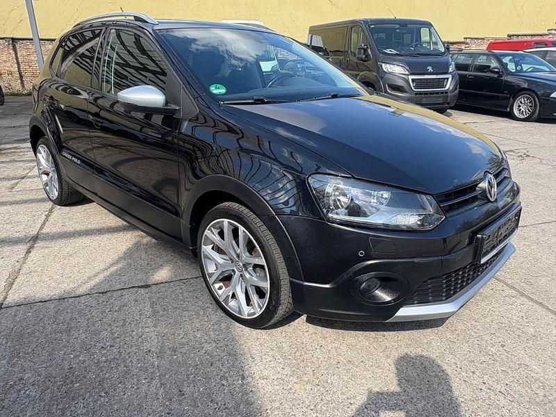 Gebraucht VW Polo Cross 90 PS (66 kW) 2015 Schwarz Kleinwagen