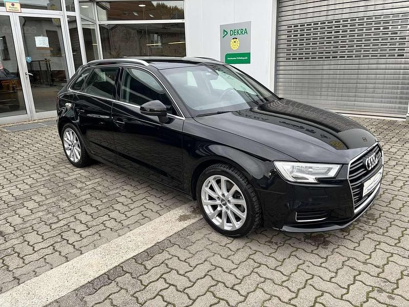 Gebraucht Audi A3 Design 150 PS (110 kW) 2017 Schwarz Kombi