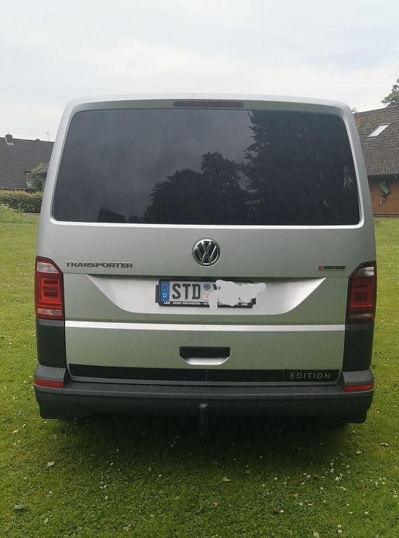 Silber Gebraucht 2019 VW T6.1 Van | 24.900 € - Bild 1/4