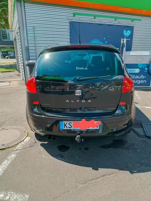 Schwarz Gebraucht 2011 Seat Altea Copa Van / Kleinbus | 2.800 € (Guter Preis) - Bild 1/4