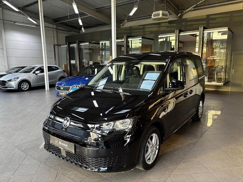Gebraucht VW Caddy R 122 PS (89 kW) 2024 Deep black perleffekt Van / Kleinbus