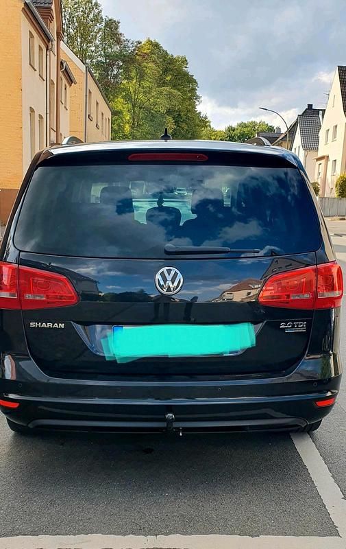 Schwarz Gebraucht 2012 VW Sharan Van / Kleinbus | 10.300 € (Fairer Preis) - Bild 1/4