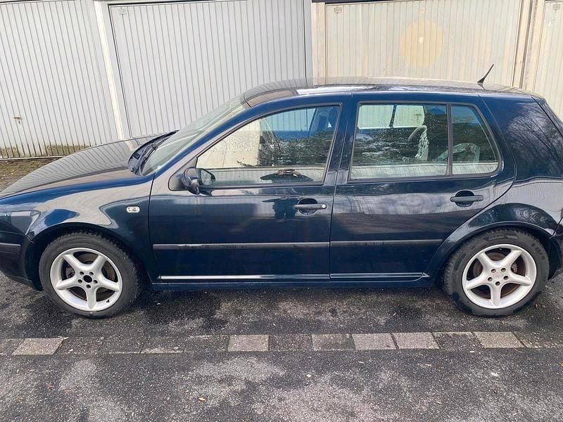 Gebraucht VW Golf III 101 PS (74 kW) 1999 Blau Kleinwagen