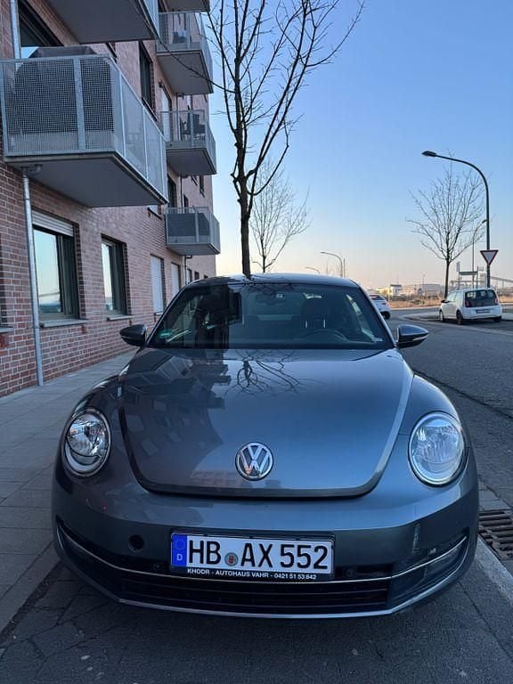 Gebraucht VW Beetle 105 PS (77 kW) 2012 Grau Kleinwagen