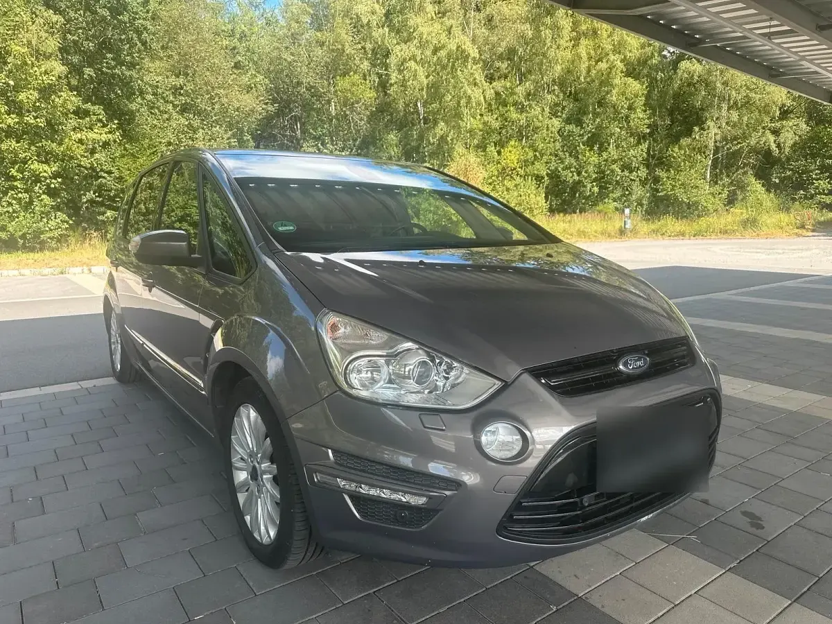 Gebraucht Ford S-MAX S 163 PS (119 kW) 2013 Grau Van / Kleinbus