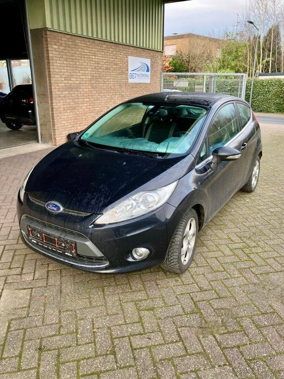 Schwarz Gebraucht 2009 Ford Fiesta Titanium Kleinwagen | 2.400 € (Fairer Preis) - Bild 1/4