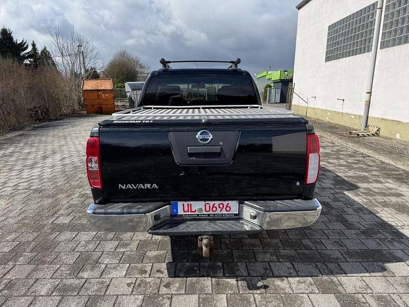 Gebraucht Nissan Navara 231 PS (169 kW) 2014 Schwarz Pickup