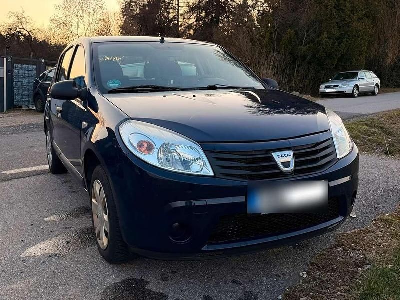 Gebraucht Dacia Sandero 75 PS (55 kW) 2012 Blau Limousine