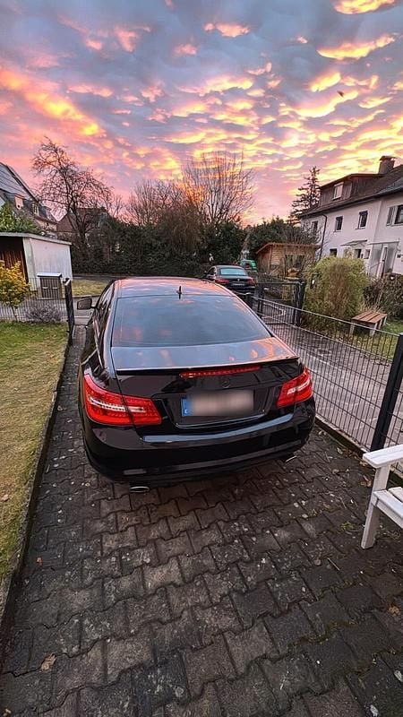 Second-hand Mercedes E350 265 CP (194 kW) 2012 Negru Coupe