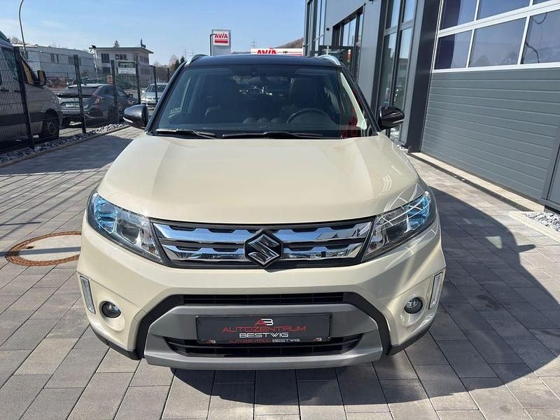 Gebraucht Suzuki Vitara Comfort+ 120 PS (88 kW) 2017 Beige SUV
