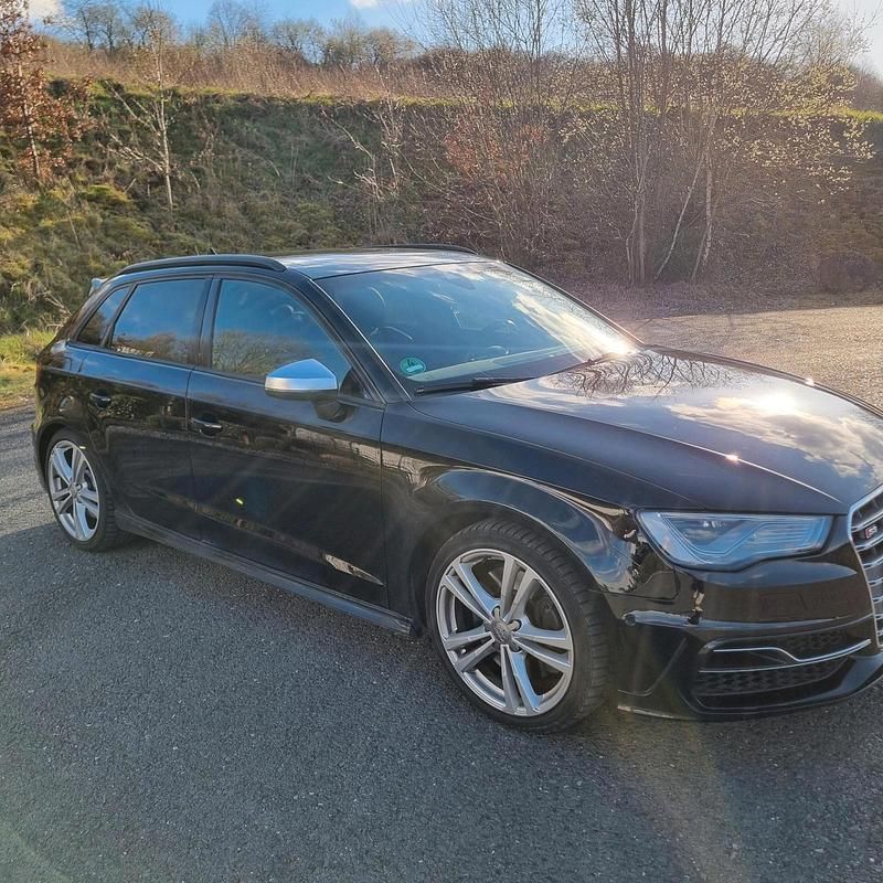 Gebraucht Audi S3 Performance 370 PS (272 kW) 2014 Schwarz Limousine