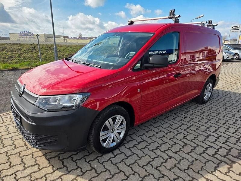 Gebraucht VW Caddy Maxi 114 PS (83 kW) 2022 Rot Van / Kleinbus