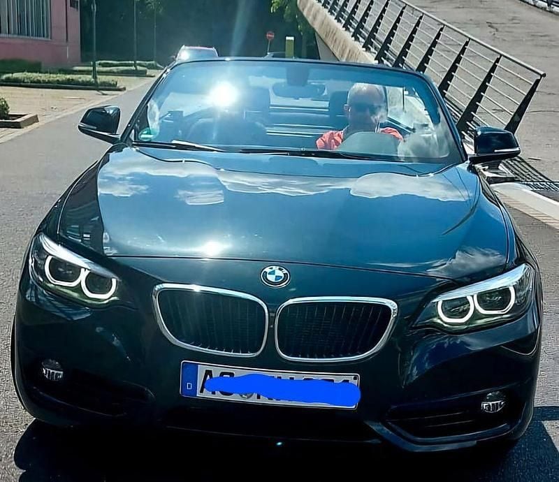 Schwarz Gebraucht 2020 BMW 218 Advantage Cabrio | 19.999 € (Fairer Preis) - Bild 1/4