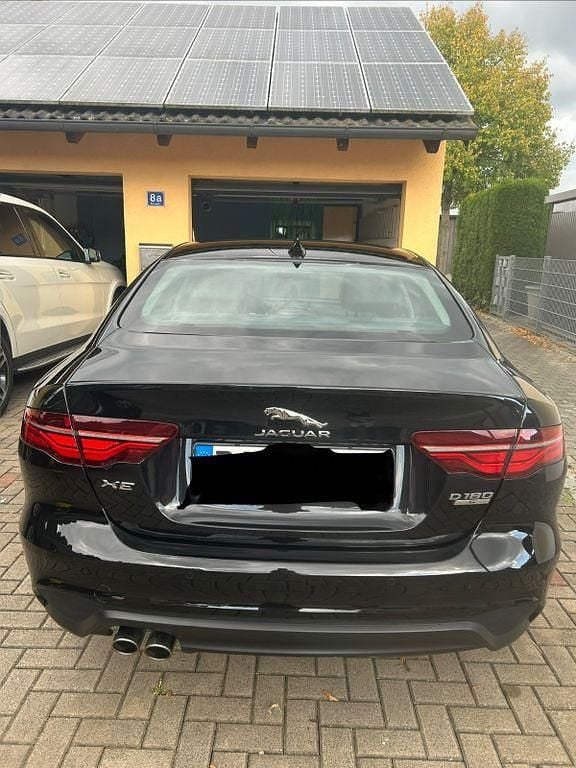 Gebraucht Jaguar XE S 179 PS (131 kW) 2019 Schwarz Limousine