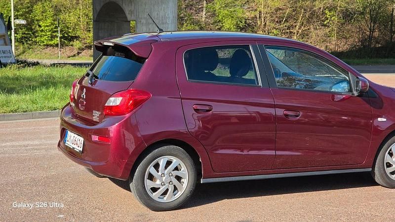 Second-hand Mitsubishi Space Star Edition+ 71 CP (52 kW) 2016 Roșu Hatchback