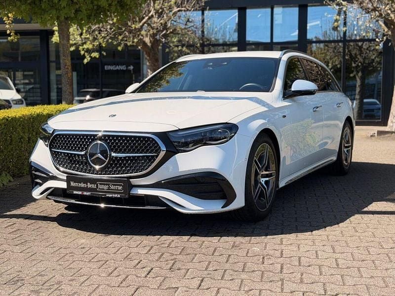 Gebraucht Mercedes E300 AMG 204 PS (150 kW) 2025 Weiß Kombi