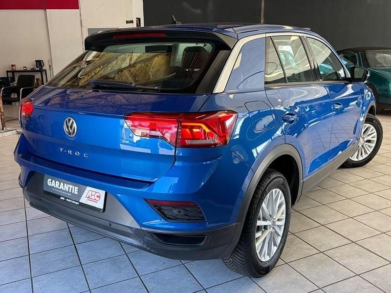Gebraucht VW T-Roc Basis 116 PS (85 kW) 2017 Blau SUV