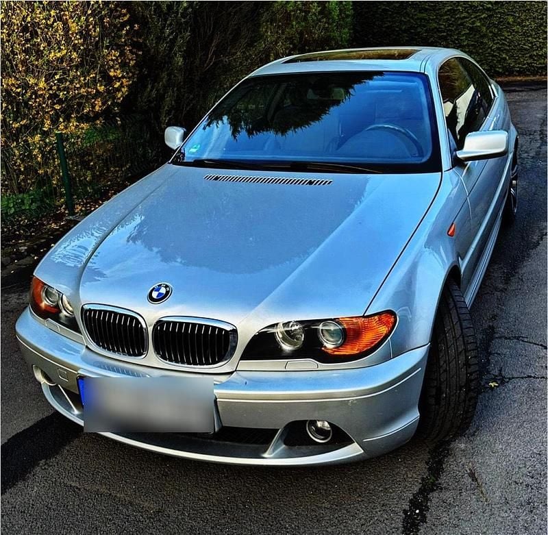 Silber Gebraucht 2004 BMW 325 Coupé | 5.500 € (Fairer Preis) - Bild 1/3