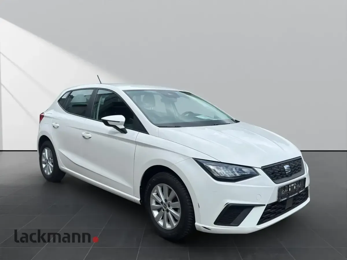 Gebraucht Seat Ibiza Style 110 PS (80 kW) 2023 Weiss Kleinwagen