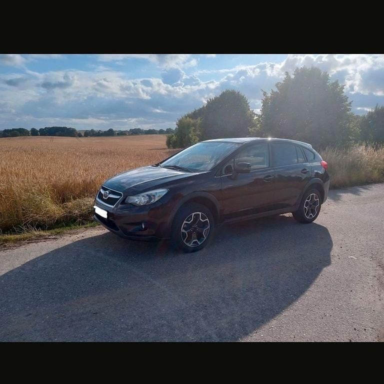 Rot Gebraucht 2013 Subaru XV Exclusive+ SUV | 4.625 € (Fairer Preis) - Bild 1/4