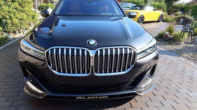 Sophistograu Gebraucht 2022 BMW 730 Limousine | 67.900 € - Bild 1/4