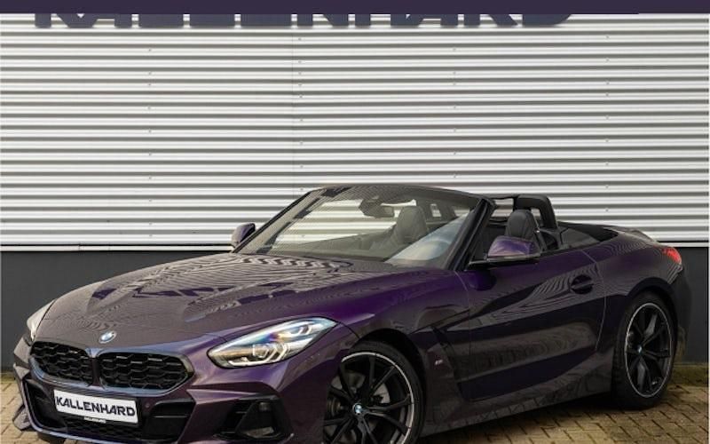 Gebraucht BMW Z4 M Sport 197 PS (144 kW) 2023 Violett Cabrio