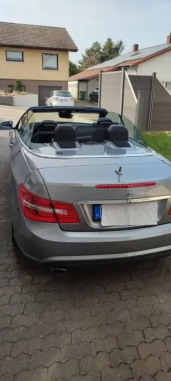 Gebraucht Mercedes E200 184 PS (135 kW) 2013 Silber Cabrio