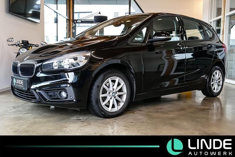 Schwarz Gebraucht 2016 BMW 216 Advantage Van / Kleinbus | 8.990 € (Superpreis) - Bild 1/4
