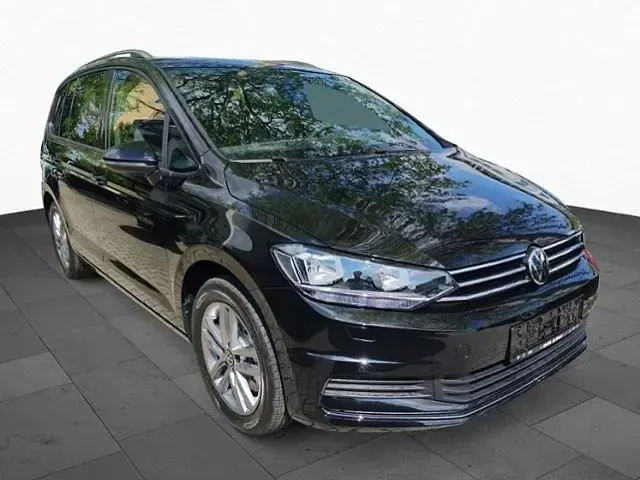 Neu VW Touran 150 PS (110 kW) 2026 Schwarz Van / Kleinbus