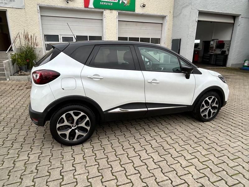 Gebraucht Renault Captur Intens 150 PS (110 kW) 2019 Schwarz SUV
