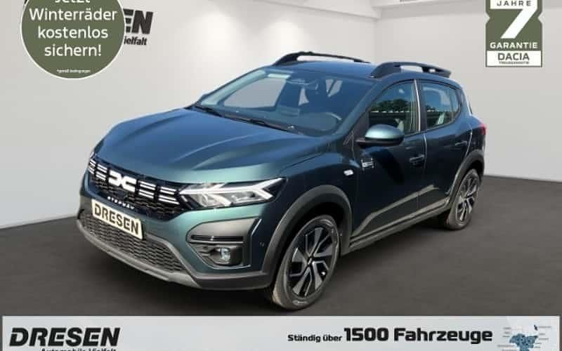 Grün Neu 2025 Dacia Sandero Expression Kleinwagen | 19.535 € (Etwas zu teuer) - Bild 1/4