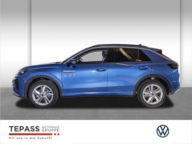 Gebraucht VW T-Roc Life 150 PS (110 kW) 2025 Celestial blue SUV