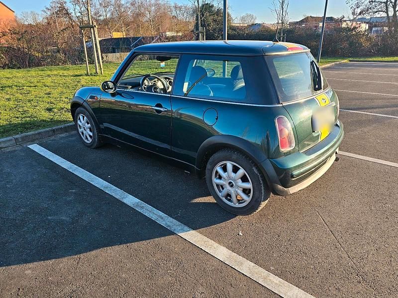 Gebraucht Mini Cooper 90 PS (66 kW) 2002 Grün Kleinwagen