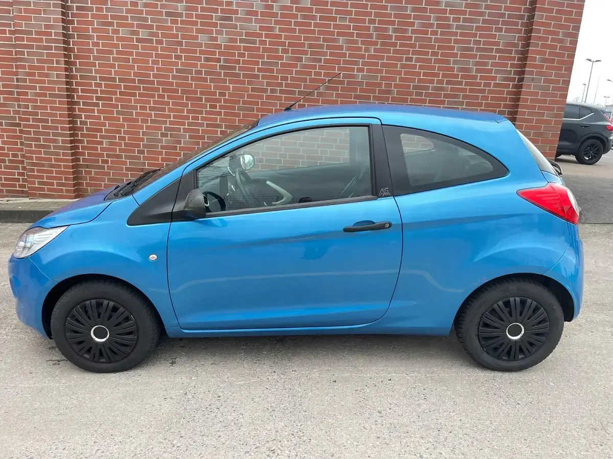 Gebraucht Ford Ka 69 PS (50 kW) 2010 Blau Kleinwagen