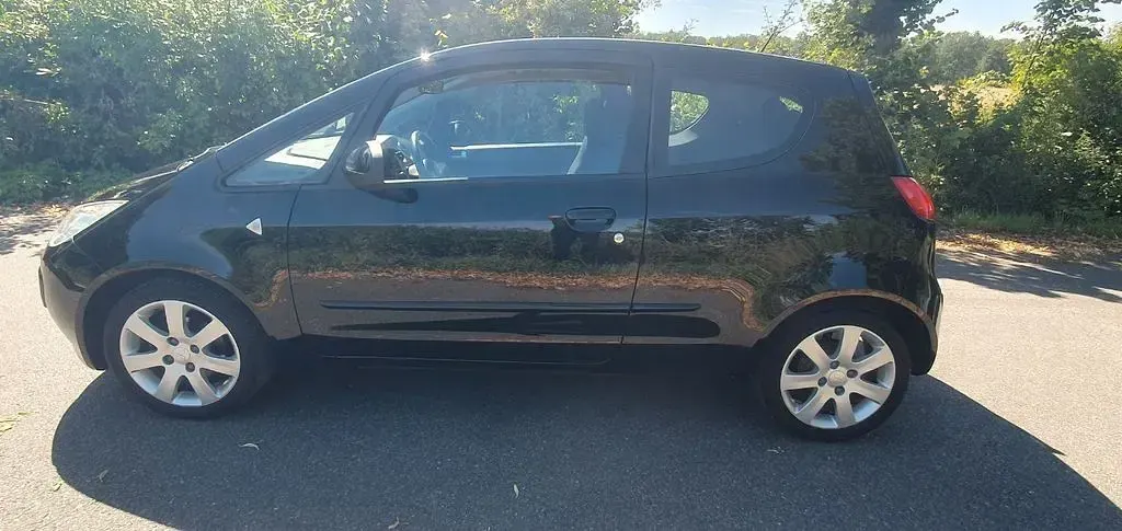 Gebraucht Mitsubishi Colt Motion 75 PS (55 kW) 2007 Schwarz Kleinwagen
