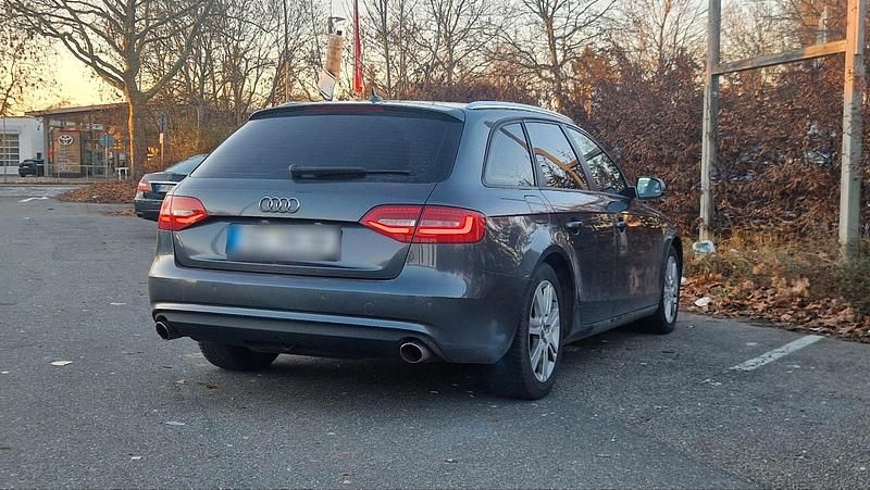 Gebraucht Audi A4 245 PS (180 kW) 2013 Grau Kombi
