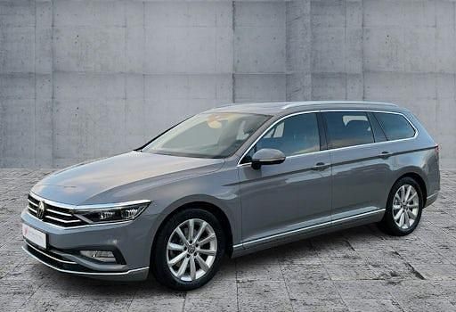 Gebraucht VW Passat Elegance 150 PS (110 kW) 2023 Grau Kombi